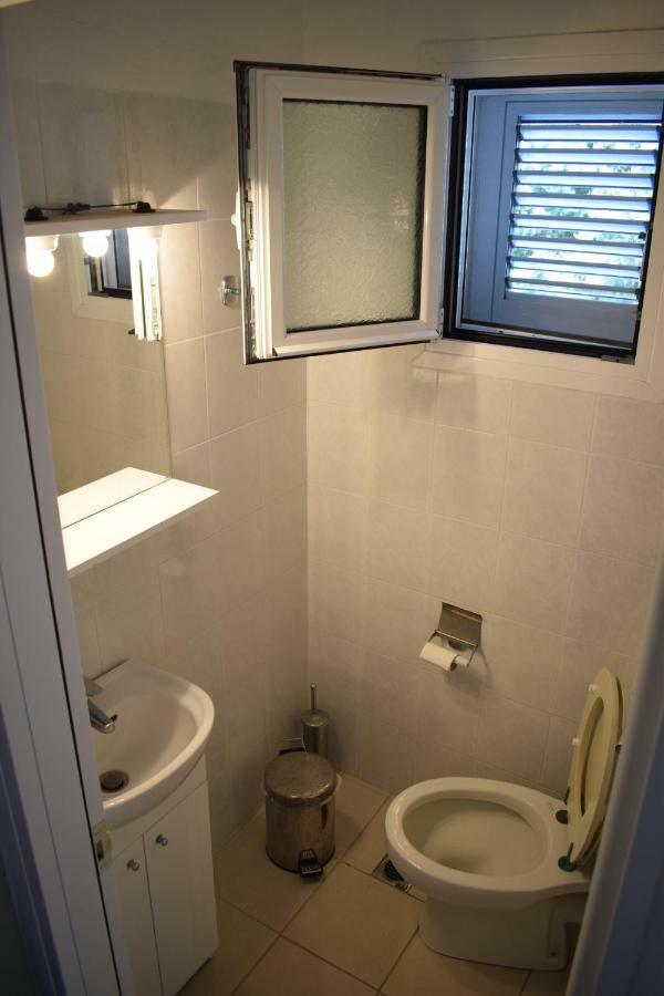 Villa Close To The Beach Ormos Panagias Bagian luar foto