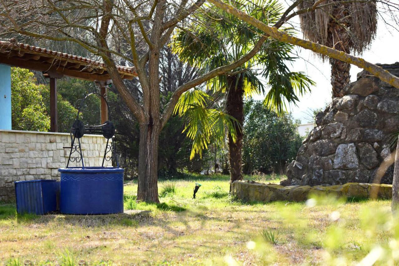 Villa Close To The Beach Ormos Panagias Bagian luar foto